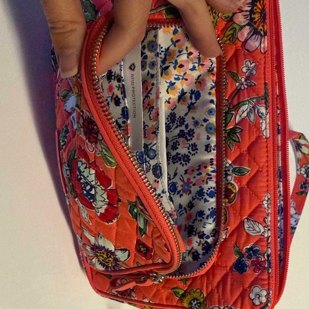 Vera Bradley Coral Floral Quilted Crossbody - Picture 4 of 11